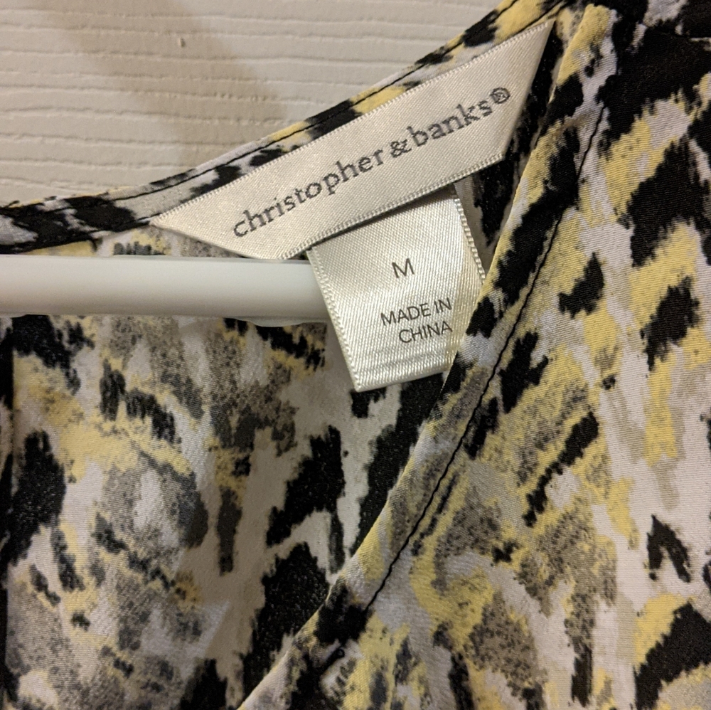 Top - Picture 2 of 2